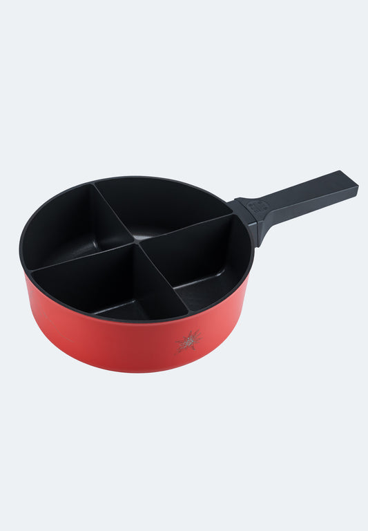 Fondue Set: 4 Fondue Pots + "EAT FONDUE" T-Shirt
